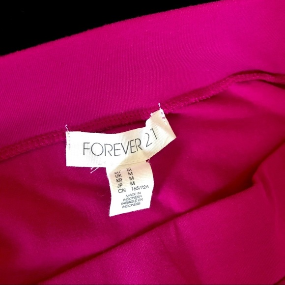 💙 5 for $25 - Forever 21 Pink Stretchy Mini Skirt - Picture 3 of 4